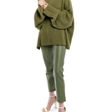 cozy, oversized sweater with ribbed detailing and comfy turtleneck in army green