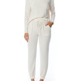 relaxed pocket pant with drawstring, elasticized waist and cuffs in cream