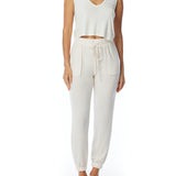 relaxed pocket pant with drawstring, elasticized waist and cuffs in cream